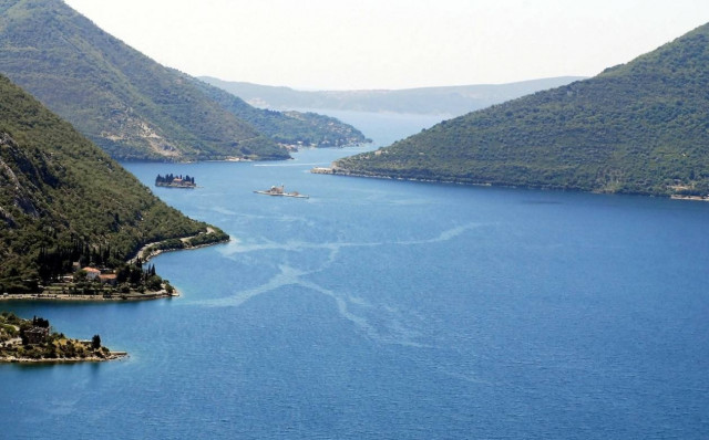 Ιταλία: Δύο νεκροί και τέσσερις αγνοούμενοι από το ναυάγιο