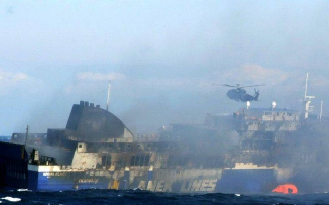 Norman Atlantic: Λιγότεροι οι επιβάτες, σύμφωνα με την ΑΝΕΚ