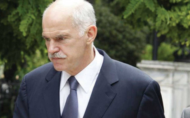 Με το βλέμμα στον Γιώργο...