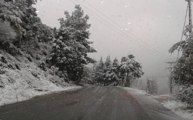 Καιρός: Ισχυρή χιονόπτωση στη Λέσβο (Pics)