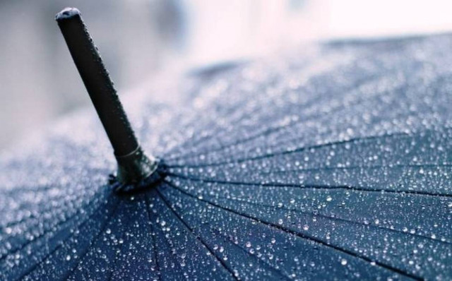 Μόνο με αντιολισθητικές η κυκλοφορία στη Λ. Πάρνηθος