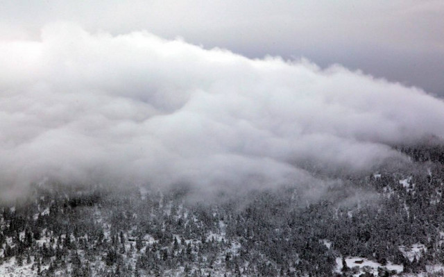 Κακοκαιρία: Ο χιονιάς «πλήττει» την Ελλάδα