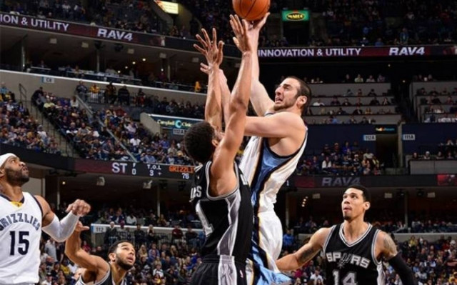 NBA: Αμυντική προώθηση για τους Γκρίζλις του Κουφού