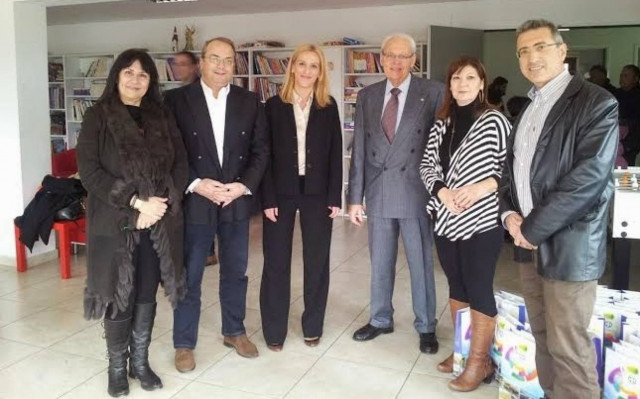 Επίσκεψη της Ρένας Δούρου στο Παιδικό Χωριό SOS της Βάρης