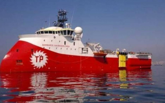 Έξω από το λιμάνι Αμμοχώστου τo Barbaros