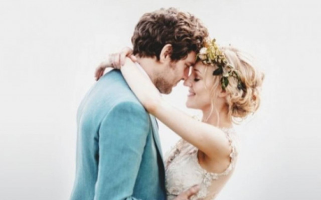 Λίστα γάμου Vs Αριθμός τραπεζικού λογαριασμού-Τι να διαλέξω;