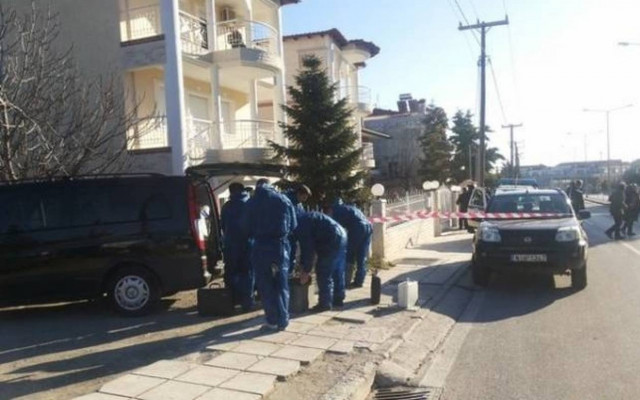 Πώς περιγράφουν οι γείτονες τον δράστη του τριπλού φονικού (Vid)