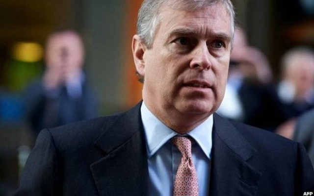 Βρετανία: Εμπλέκουν γαλαζοαίματο σε σεξουαλικό σκάνδαλο με ανήλικη