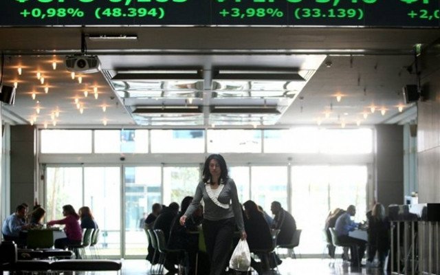 Χωρίς πνοή η χρηματαγορά στο δρόμο προς τις κάλπες