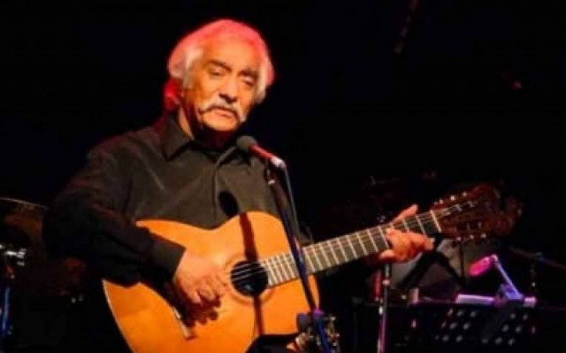 Ο Κώστας Χατζής live στο Half Note