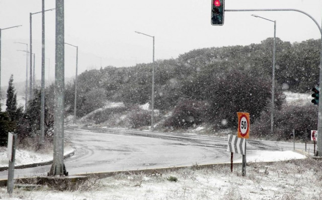 Καιρός: Πού χρειάζονται αντιολισθητικές αλυσίδες