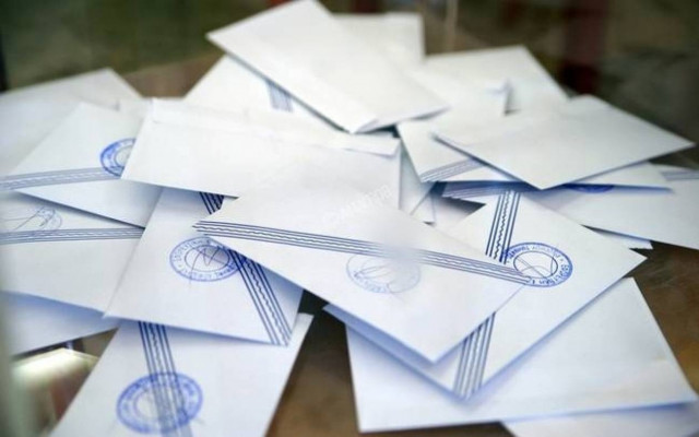 Δημοσκόπηση: Προβάδισμα του ΣΥΡΙΖΑ – Έξι κόμματα στη Βουλή