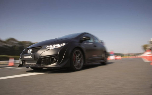 Στην πίστα δοκιμών Tochigi η Honda συνεχίζει την εξέλιξη του νέου Civic Type R