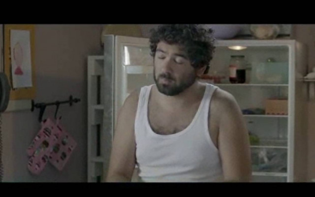 Mια εταιρεία καλλυντικών μιλά για τους άντρες (video)