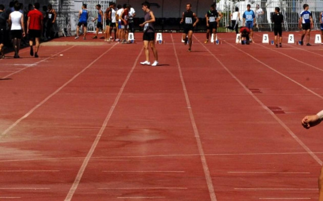 Έγραψε ιστορία 93χρονος Πατρινός- Bγήκε δεύτερος σε αγώνα 200 μέτρων