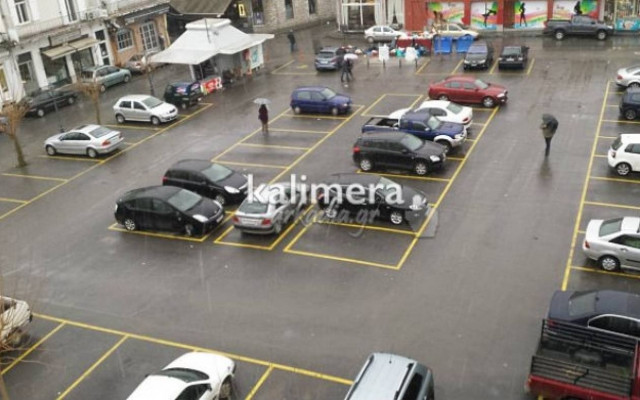 Καιρός: Χιονίζει στην Τρίπολη