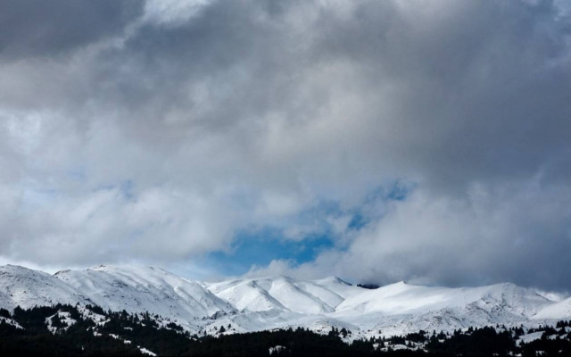 Κακοκαιρία: Ποιοι δρόμοι είναι κλειστοί λόγω χιονιά
