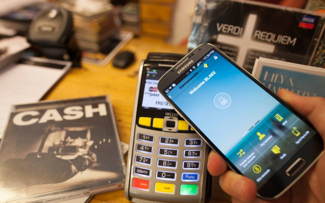 Αντικαθιστώντας τα μετρητά με το smartphones σας