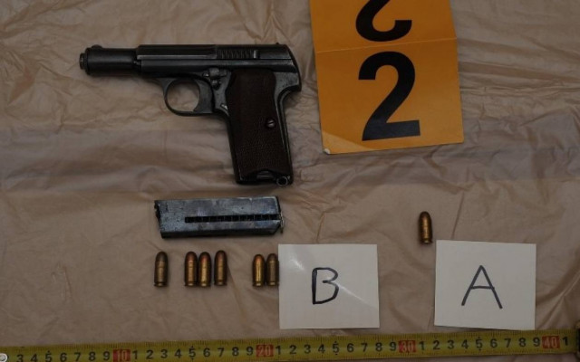 Αυτά είναι τα ευρήματα από τη γιάφκα στο Λουτράκι (pics)