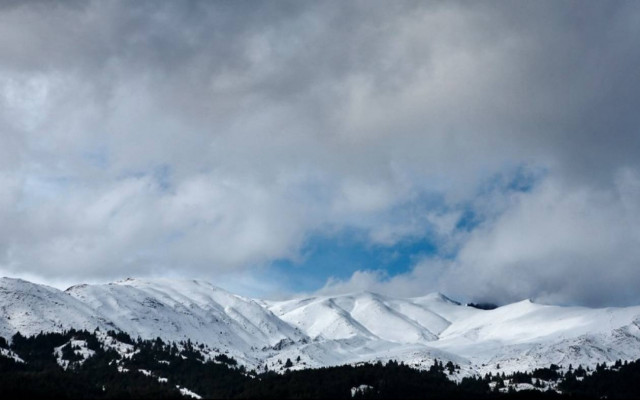 Κρήτη: Κατέρρευσε σπίτι στο Λασίθι – Εγκλωβισμένη μια γυναίκα