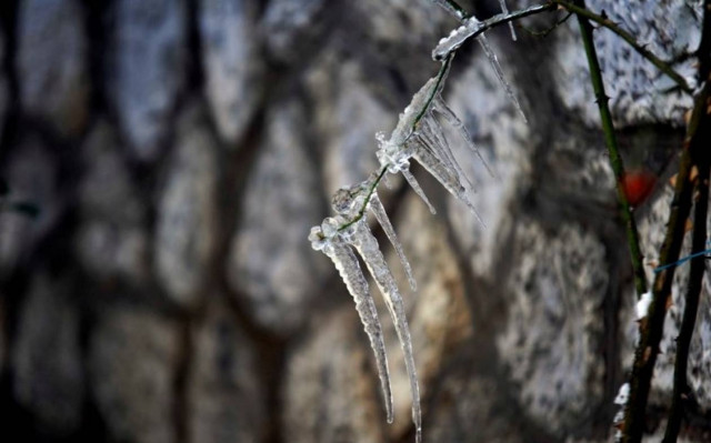 Καιρός: Πυκνό χιόνι στα χωριά της Θεσσαλονίκης (Photos)