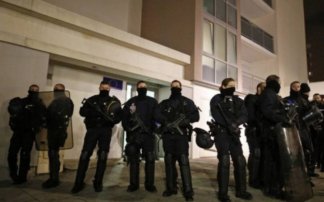 Charlie Hebdo: Επτά προσαγωγές στη Γαλλία