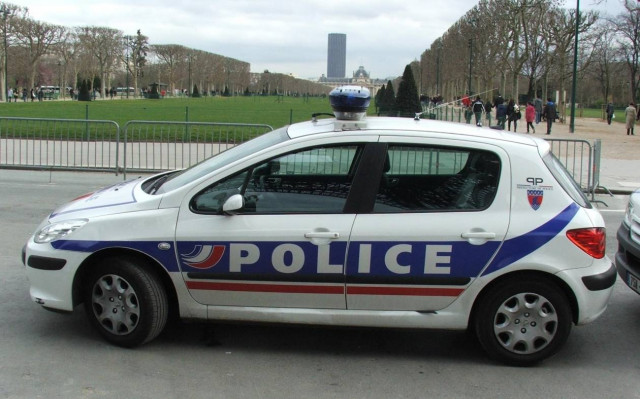 Ένοπλος κρατά ομήρους και σε κοσμηματοπωλείο του Μονπελιέ!