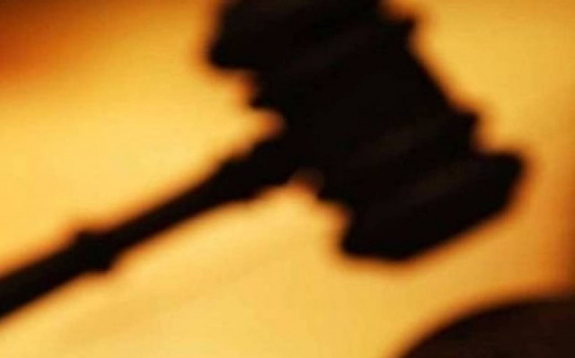 Υπάλληλος πλοίου βίασε και αποπειράθηκε να σκοτώσει μία γυναίκα