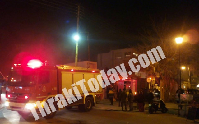 Ξάνθη: Κινδύνεψαν σπίτια από φωτιά σε στρώμα