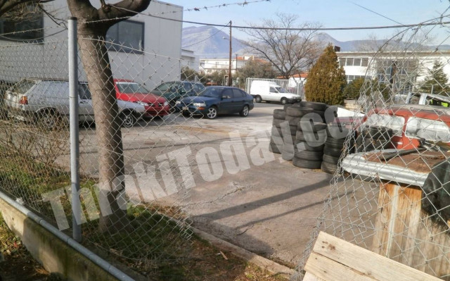 «Μπούκαραν» με φορτηγό σε αντιπροσωπεία στην Ξάνθη