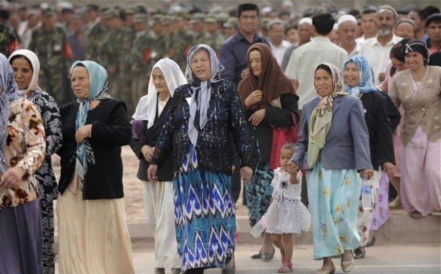 Κίνα: Απαγορεύει τη μπούργκα σε δημόσιους χώρους