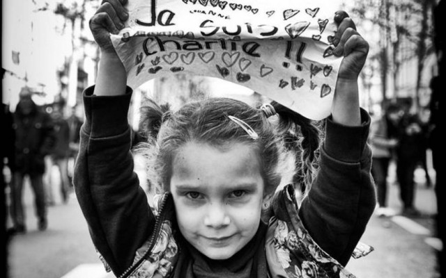 Je suis Charlie: Διαφορετικές φωτογραφίες από τη διαδήλωση