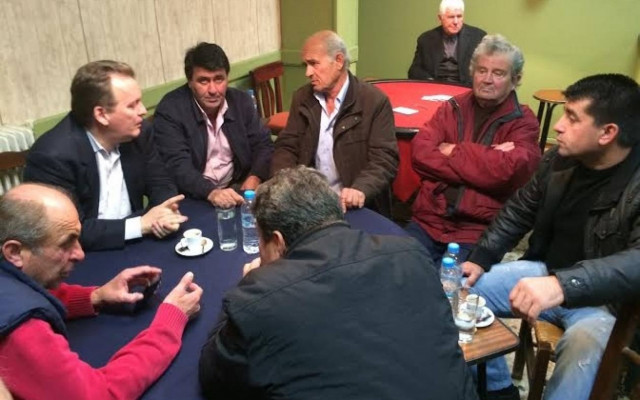 Ο Γ. Κοντογιάννης δίπλα στους αγρότες