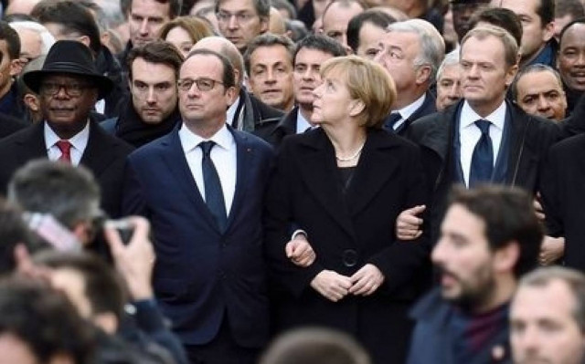 Βερολίνο: Πορεία για τα γεγονότα στο Παρίσι