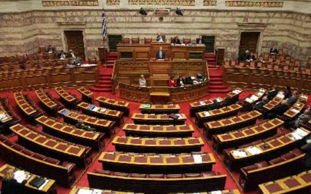 «Colpo grosso» των υπαλλήλων της Βουλής για αποφυγή περικοπών