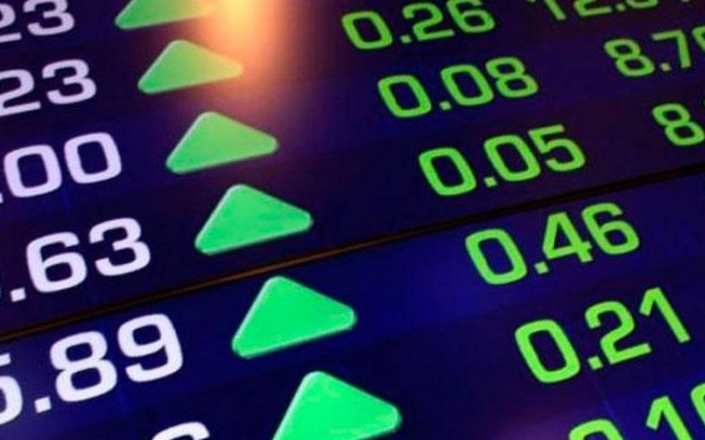 Διευρύνει τα κέρδη του το χρηματιστήριο
