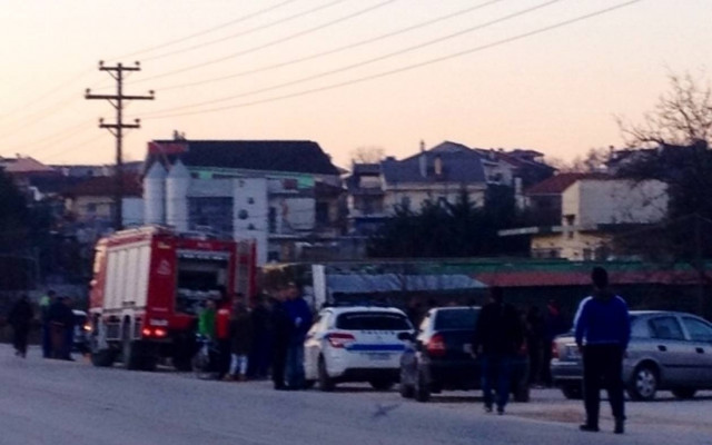 Ιωάννινα: Τρελή πορεία Ι.Χ. - Βγήκε από το δρόμο και τούμπαρε (Pics)