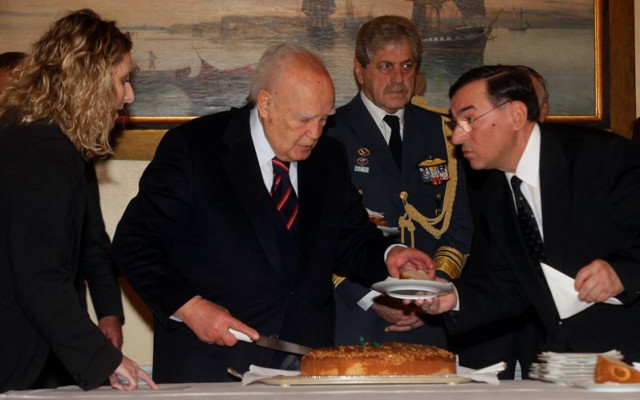 Παπούλιας: Δύσκολη η κατάσταση - Υπάρχουν συνταγματικά θέματα