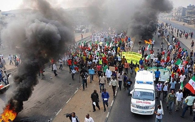 Νίγηρας: Νεκροί και τραυματίες σε διαδήλωση κατά του Charlie Hebdo