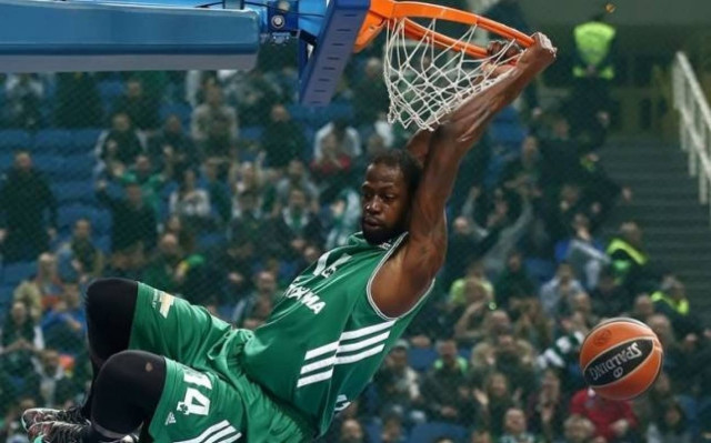 Γκιστ: «Νίκη σε Μαδρίτη και Πάτρα»