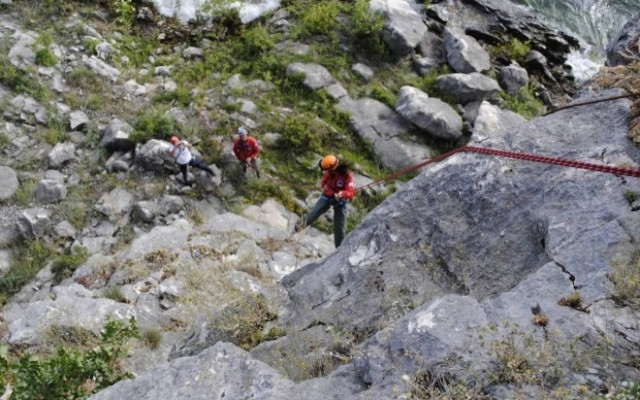 Κρήτη: Επιχείρηση διάσωσης άνδρα που έπεσε σε χαράδρα