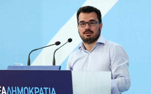 Εκλογές 2015: Ψάχνει ψήφους από παντού ο Παπαμιμίκος