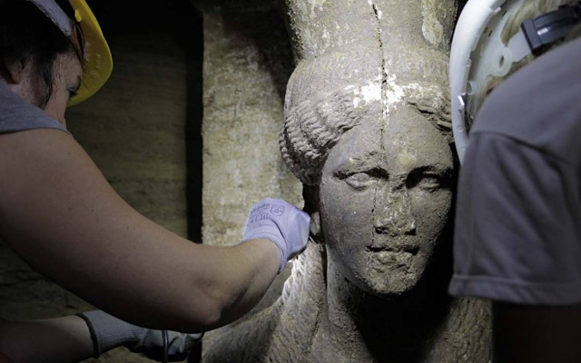 Αμφίπολη: Η Ολυμπιάδα και τα σενάρια γύρω από τις ταυτότητες των νεκρών