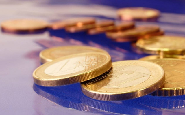 Handelsblat: «Ο τρόμος για το ευρώ»