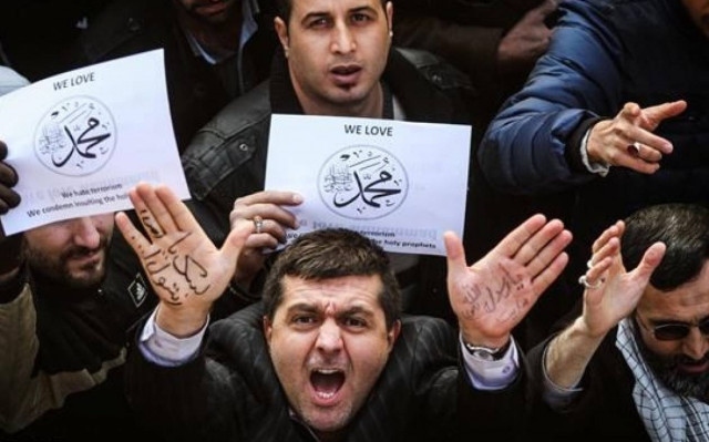 Νέες διαδηλώσεις κατά του Charlie Hebdo στο Ιράν