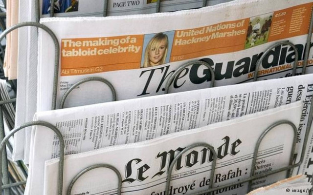 DW: Αντιδράσεις για την παρακολούθηση δημοσιογράφων