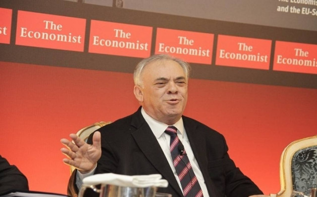 Δραγασάκης: Υπάρχουν δανειακές συμβάσεις που δεσμεύουν τη χώρα