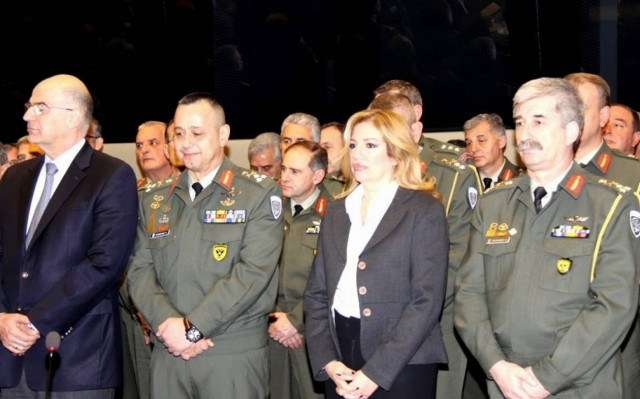 Παρουσία Νίκου Δένδια στην τελετή της πρωτοχρονιάτικης πίτας του ΓΕΣ (pics)