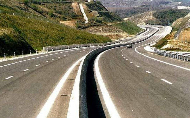 Βανδαλισμοί και κλοπές καλωδίων στην Εγνατία