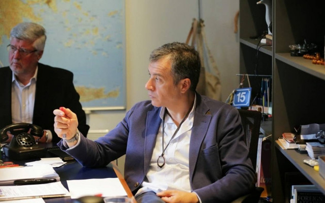 Συνάντηση του Σταύρου Θεοδωράκη με απόστρατους αξιωματικούς (pics)